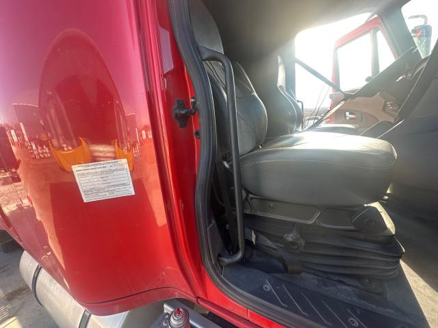 2017 International PROSTAR 24-inch Grab Handle