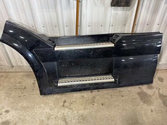 2007 Volvo VNL Left Black Chassis Fairing | Length: 75  | Wheelbase: 214