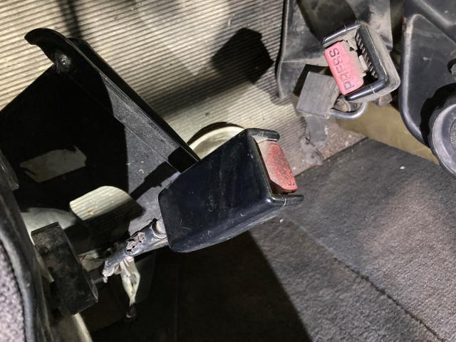 1996 Kenworth T600 Left Seat Belt Latch