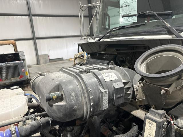 2016 Kenworth T440 13-inch Poly Donaldson Air Cleaner
