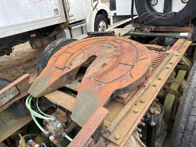 1997 Holland FW2535 Fifth Wheel: P/N FW25357002T3