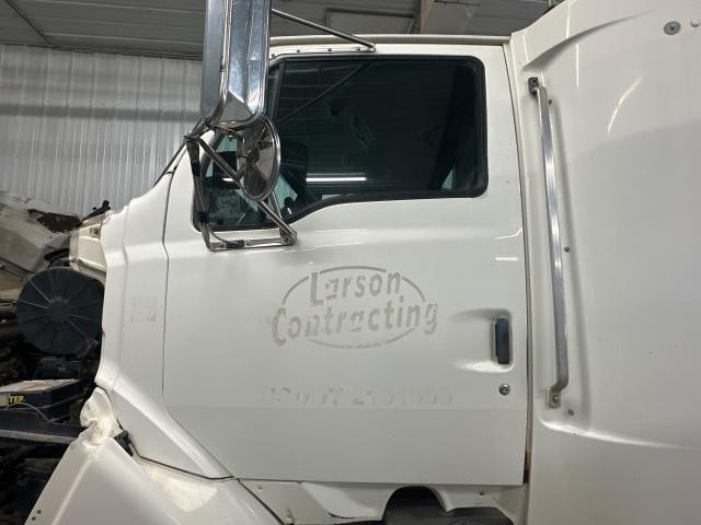 For Parts Cab Assembly, 1998 Ford A9522 : Daycab