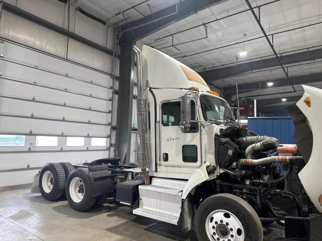 2016 Kenworth T440 Right Exhaust Assembly