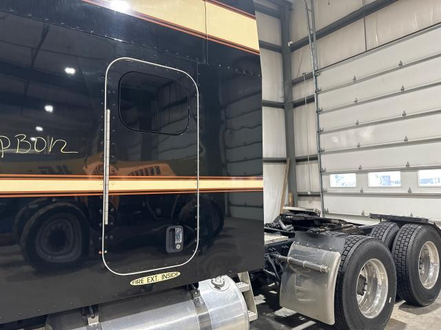 2021 Peterbilt 567 Left Sleeper Door
