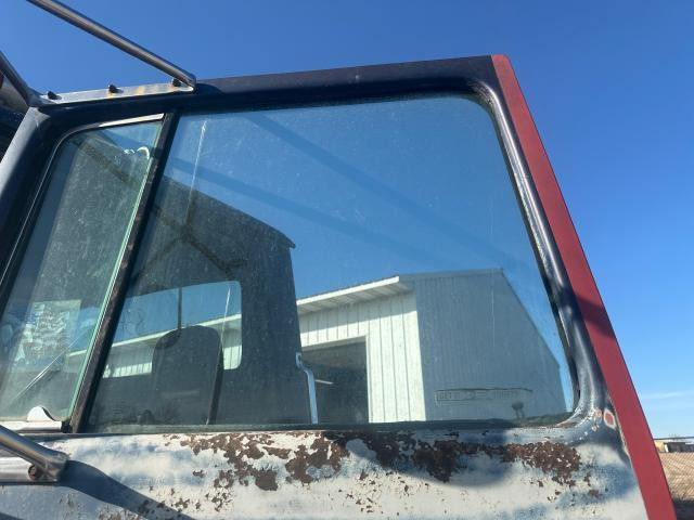 1983 Ford LTL9000 Left Door Glass