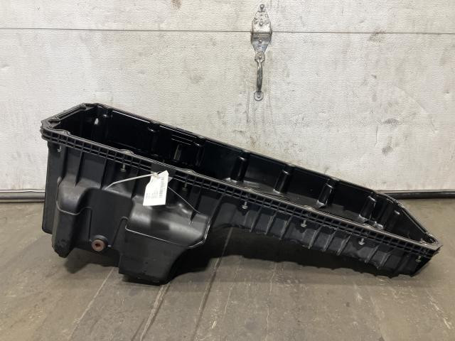 2025 Detroit DD13 Oil Pan