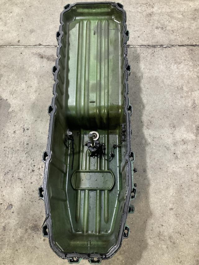 Volvo VED12 Engine Oil Pans for Sale