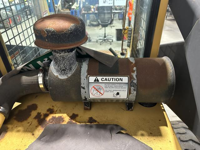 1993 New Holland L785 Air Cleaner: P/N 266221