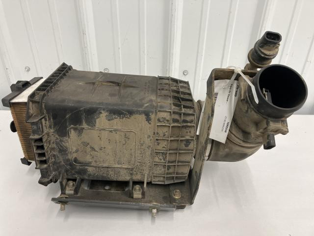2016 Bobcat S510 Air Cleaner