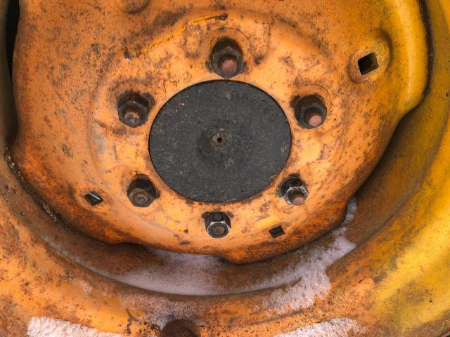 1980 Case 1830 Right Equip Axle Assembly: P/N D59095