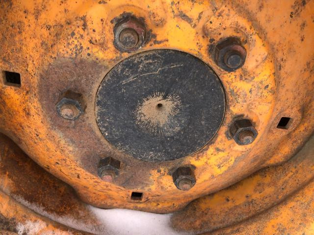 1980 Case 1830 Right Equip Axle Assembly: P/N D59095