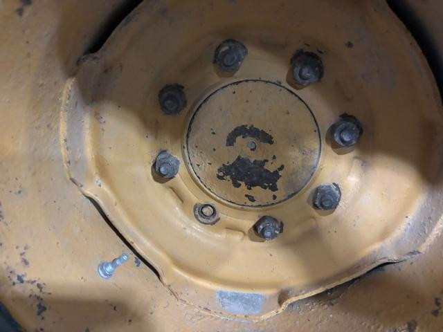 1992 Case 1845C Equip Axle Assembly: P/N D67818