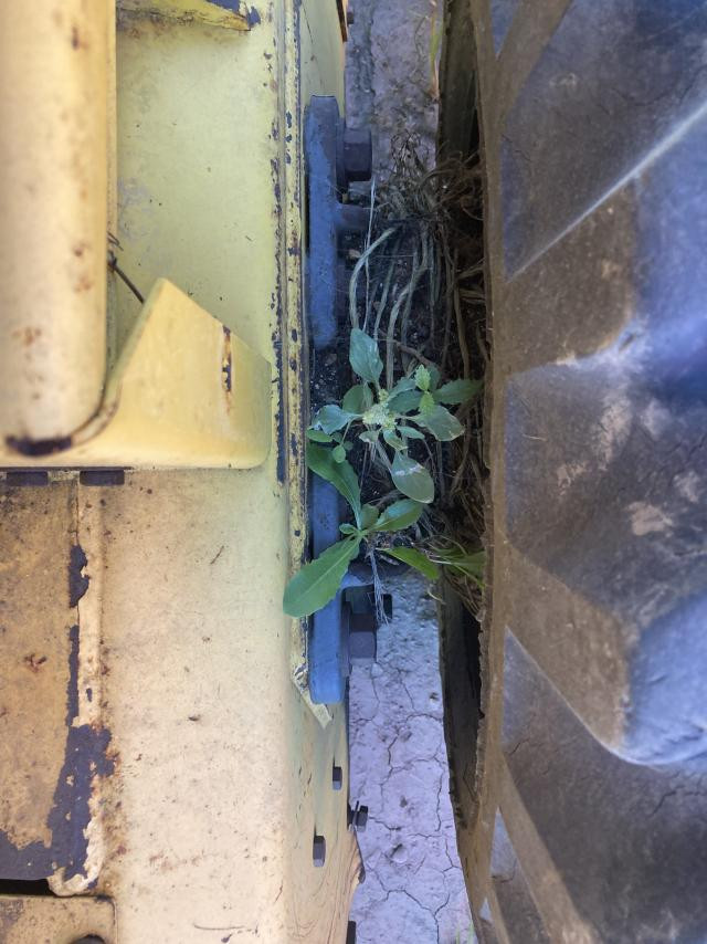 2001 New Holland LS180 Right Equip Axle Assembly: P/N 9841131