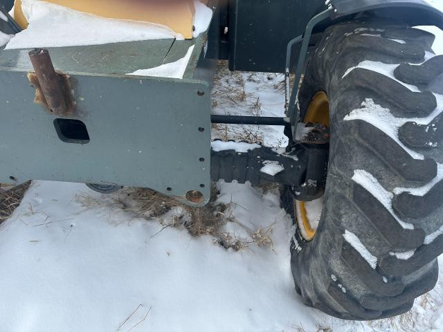 2008 Gehl RS6-42 Equip Axle Assembly: P/N 102122