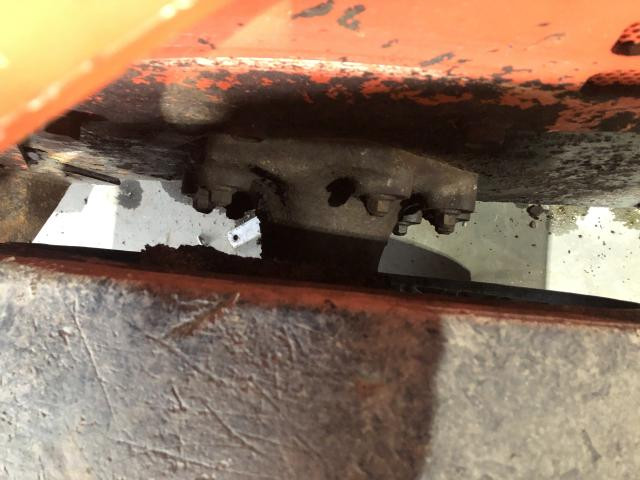 2016 Kubota SSV65 Right Equip Axle Assembly: P/N V1311-21110