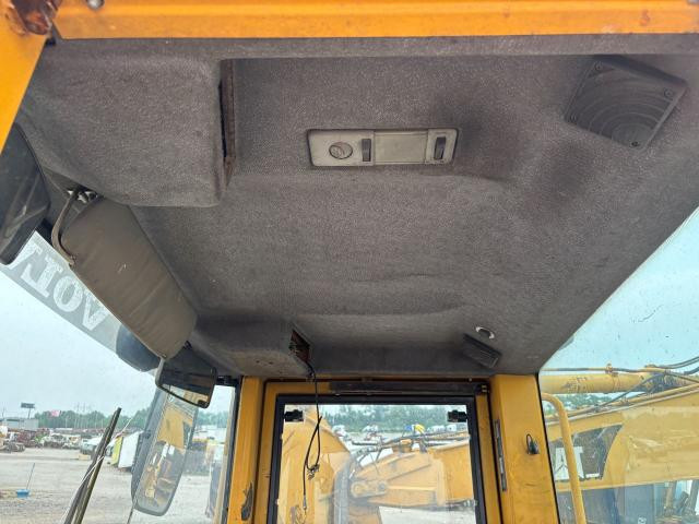 2006 Volvo L120E Body, Misc. Parts: P/N VOE 11104329