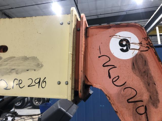 2012 Jlg G9-43A Boom: P/N 1001102967