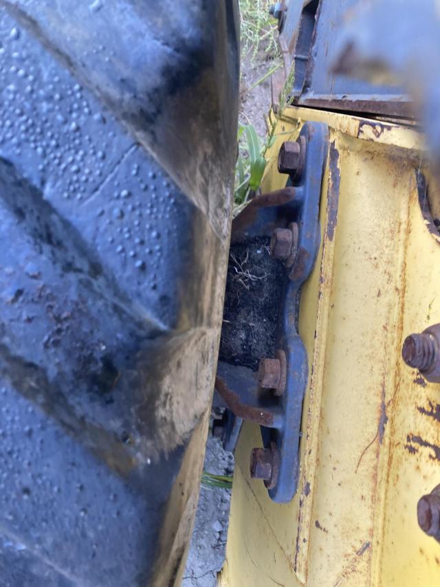 2001 New Holland LS180 Left Equip Axle Assembly: P/N 9841131