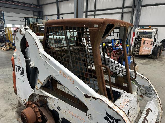 2010 Bobcat T190 Cab Assembly: P/N 6715844