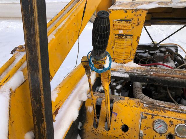 1980 Case 1830 Right Controls: P/N D59974