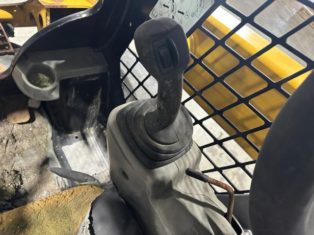 2015 Cat 242D Controls