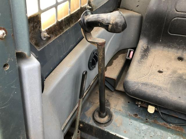 2006 Gehl 5640 Right Controls: P/N 183153