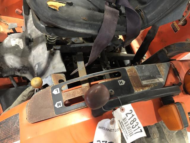 2008 Kubota B21 Controls: P/N 32721-19212