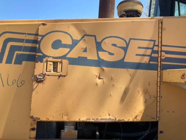 1997 Case 621B Right Door Assembly: P/N L127685