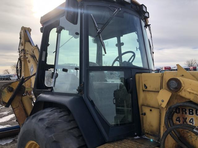 2000 John Deere 710D Right Door Assembly: P/N AT178080