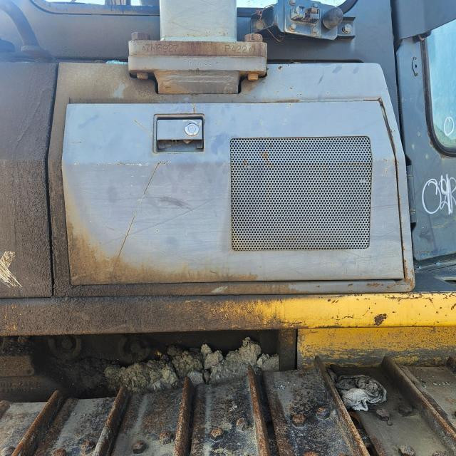 2004 Komatsu D61EX-12 Right Door Assembly: P/N 134-54-64323