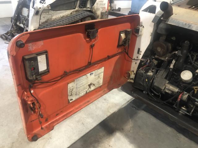 2016 Bobcat S510 Door Assembly: P/N 7536466
