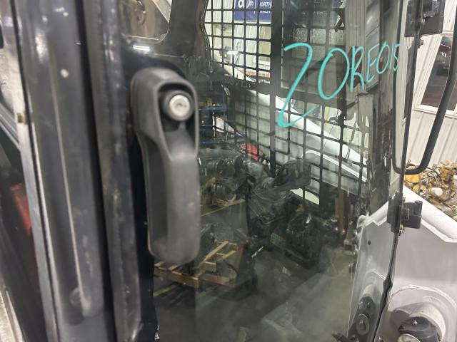 2020 Bobcat T770 Door Handle: P/N 7109662
