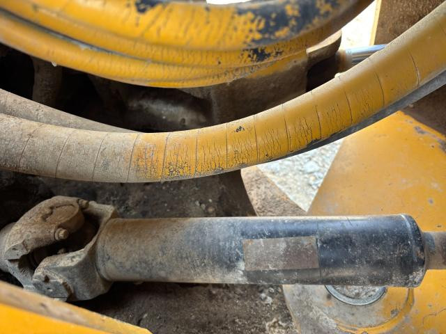 1997 John Deere 744H Drive Shaft: P/N AT224191