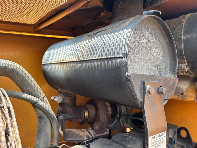 1998 Case 621B Exhaust: P/N A184369