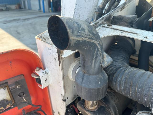 2016 Bobcat S650 Exhaust: P/N 7249797