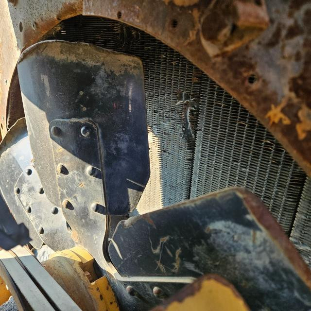 1995 Cat D4H Fan Blade: P/N 127-0359