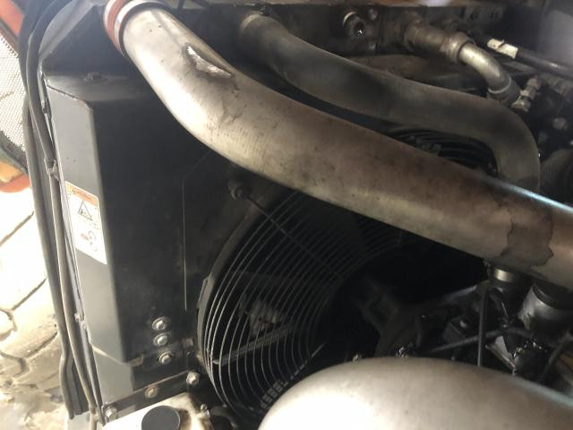 2012 Jlg G9-43A Radiator Shroud: P/N 70023342