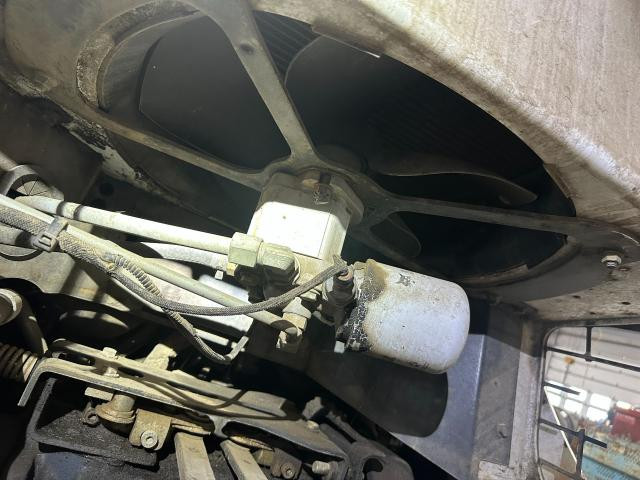 2015 Bobcat S570 Radiator Shroud: P/N 7349388