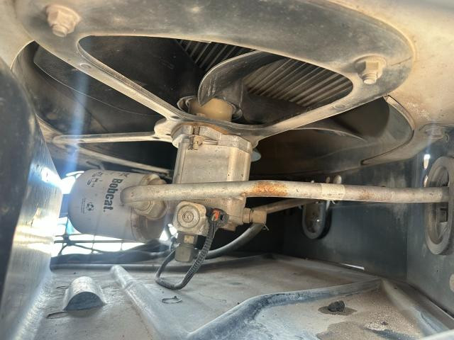 2016 Bobcat S650 Radiator Shroud: P/N 7353830