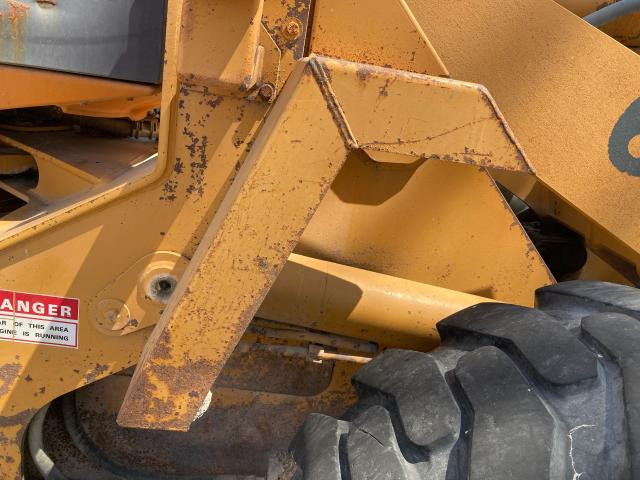 1997 Case 621B Right Fender: P/N 123165A1S