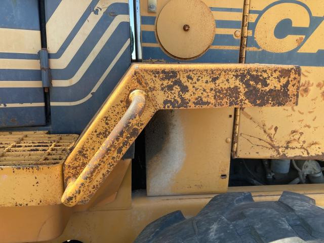 1997 Case 621B Left Fender: P/N L128541