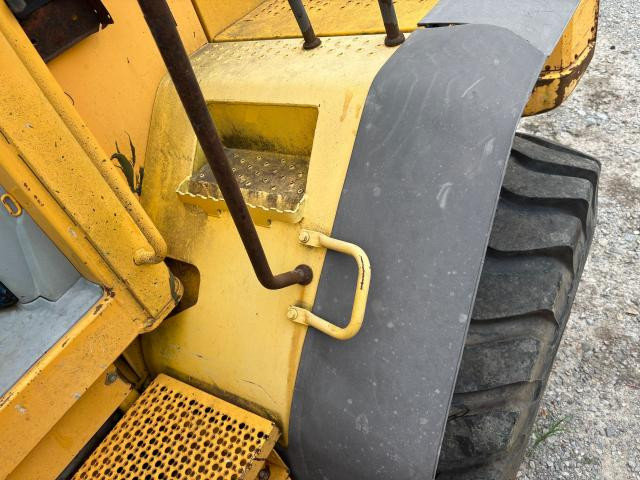 2006 Volvo L120E Left Fender: P/N VOE 11400855