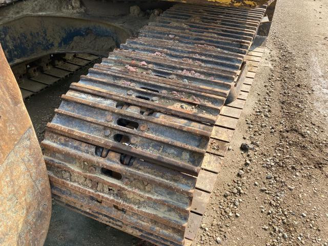 2004 Komatsu PC160LC-7 Left Track Assembly: P/N 21K-32-04530