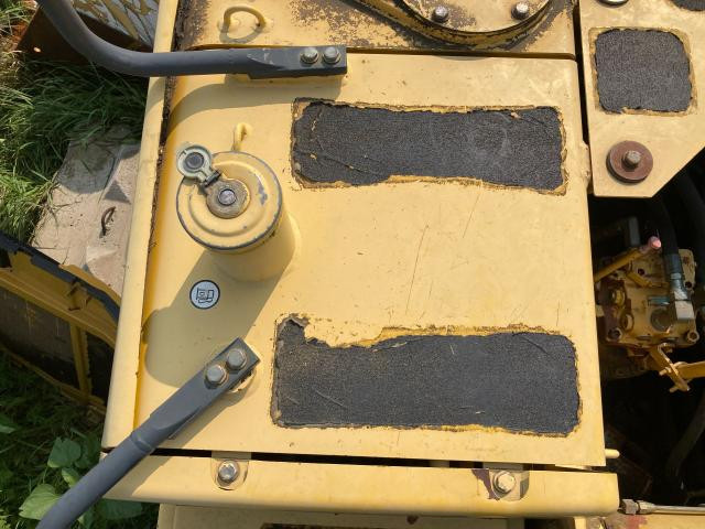 2004 Komatsu PC160LC-7 Fuel Tank: P/N 21K-04-71111