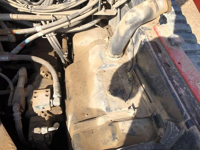 2015 Kubota SVL95-2S Left Fuel Tank: P/N V0631-51110