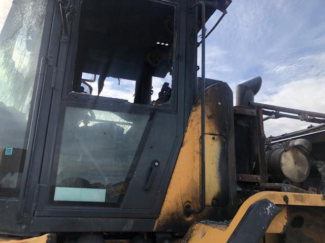 2020 Hyundai HL940XT Left Equip Handrail