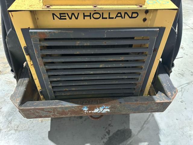 1993 New Holland L785 Grille