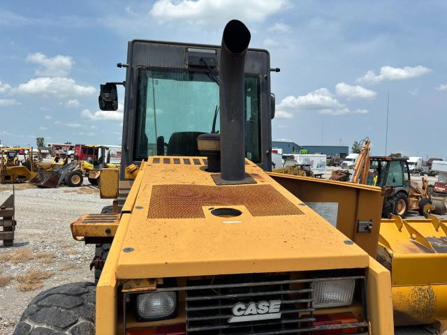 1998 Case 621B Hood: P/N 194196A1