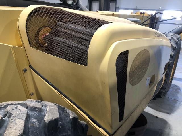 2007 New Holland M459 Hood: P/N 87586740