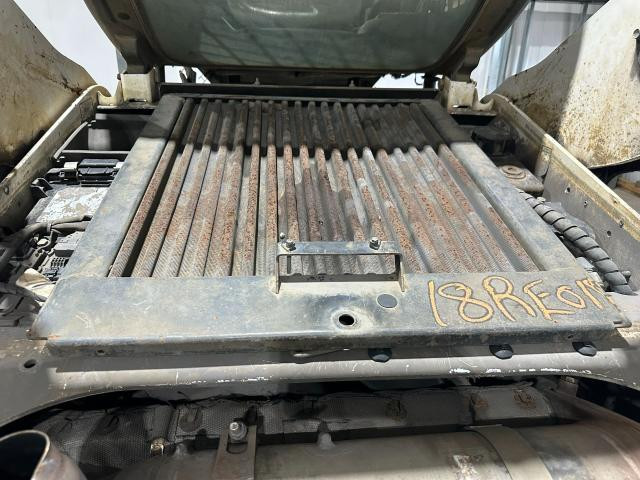 2018 Bobcat S770 Hood: P/N 7221423